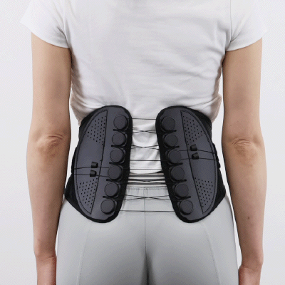 巻く位置：骨盤にかかる腰